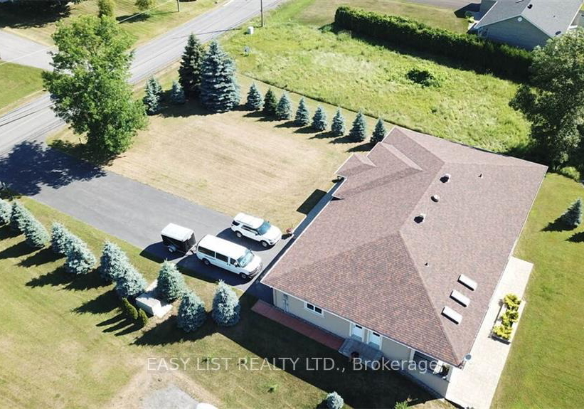 15886-manning-road-south-stormont-ontario-x9516148