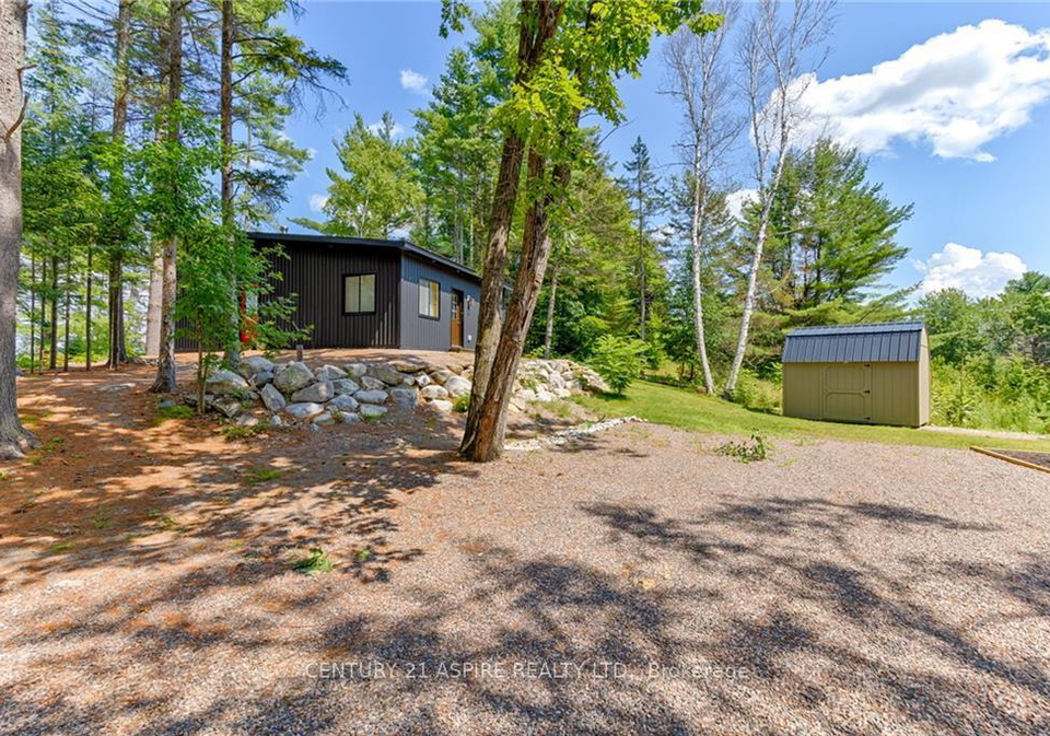 355-greenway-drive-whitewater-region-ontario-x9516377