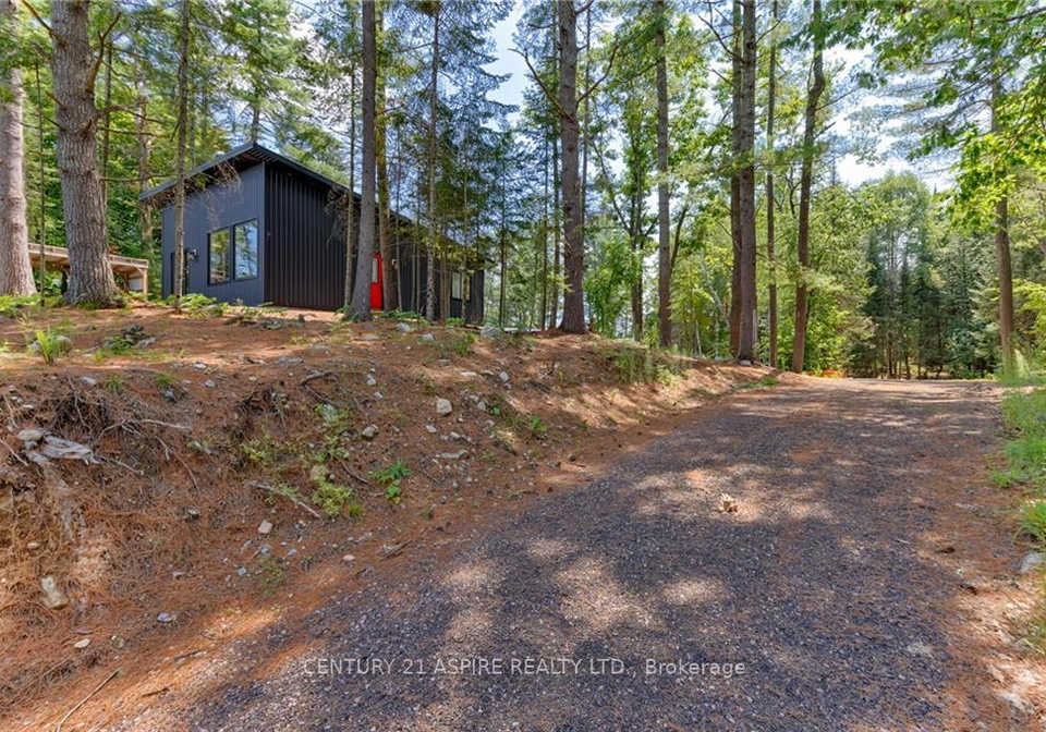 355-greenway-drive-whitewater-region-ontario-x9516377