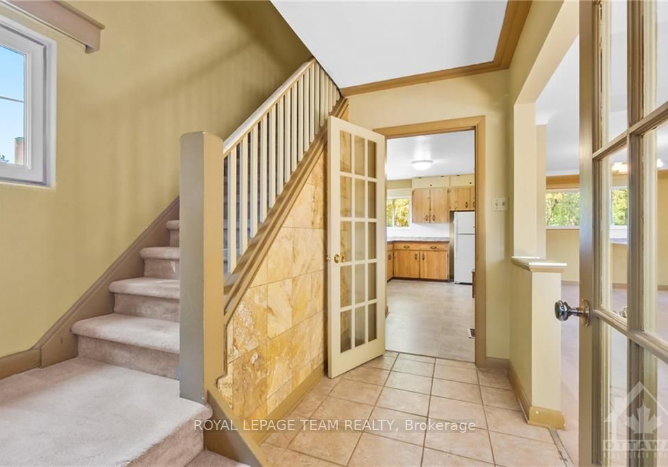 1730-grasmere-crescent-hunt-club-south-keys-and-area-ontario-x9521862