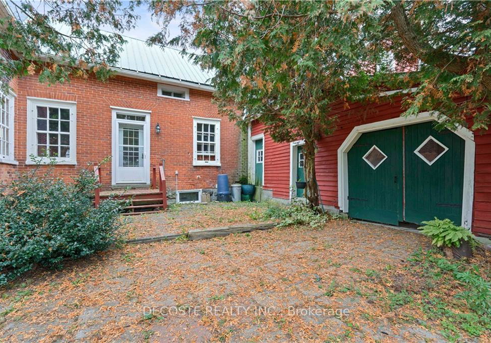 1851-dalkeith-road-north-glengarry-ontario-x9524231